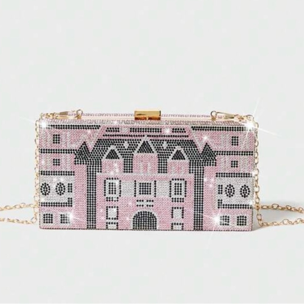 Pink House Shape Crystal
Decorated Evening Clutch
